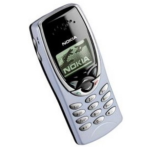 Nokia 8210 exchangeable fascia fashion phone(2 color options)- Refurbished